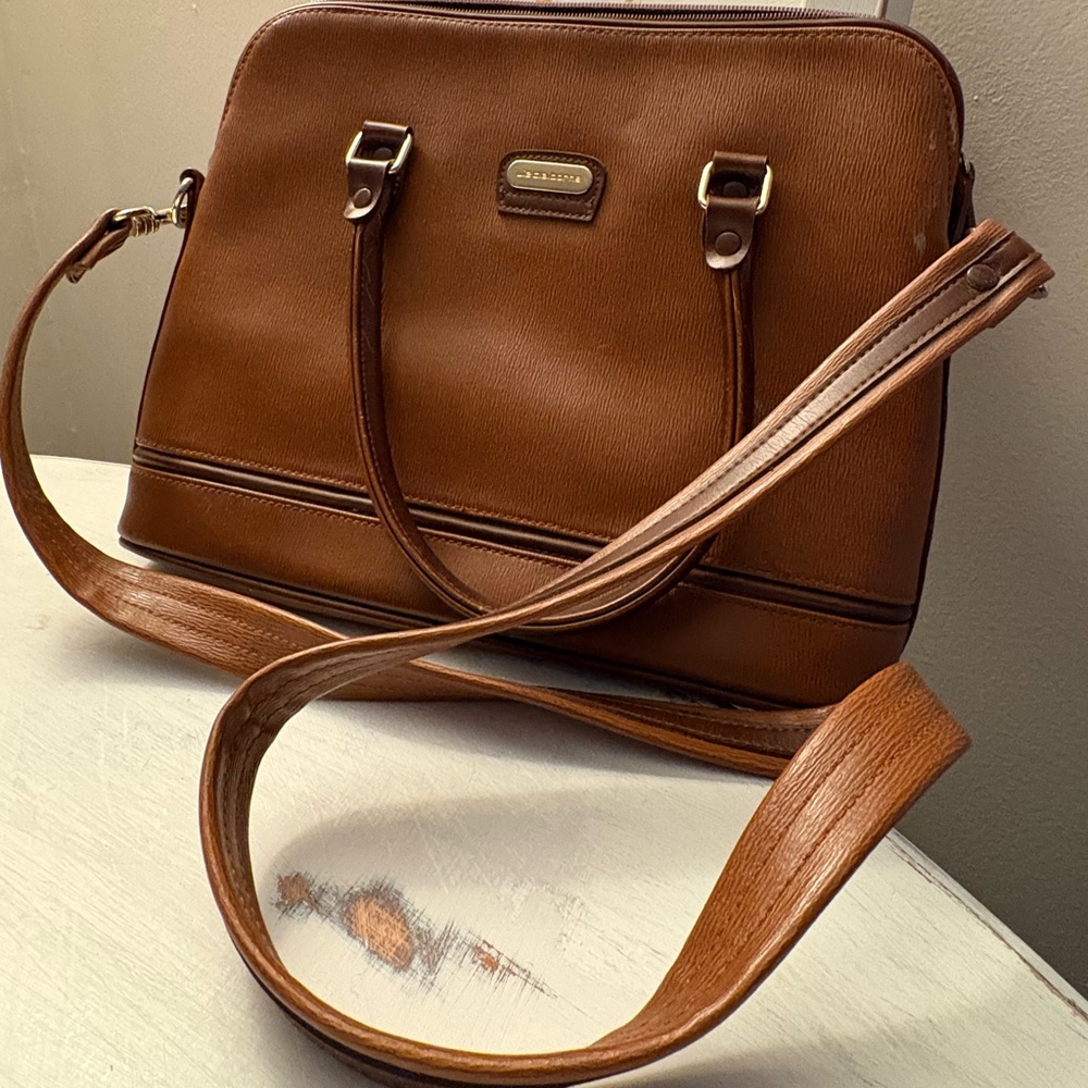 Liz Claiborne Tan Leather Crossbody Bag